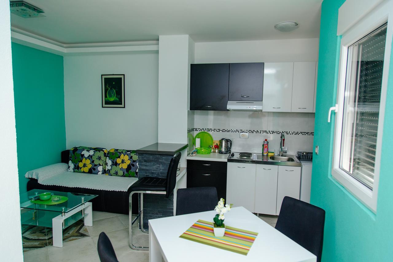 Apartmani Mozaici 리산 외부 사진