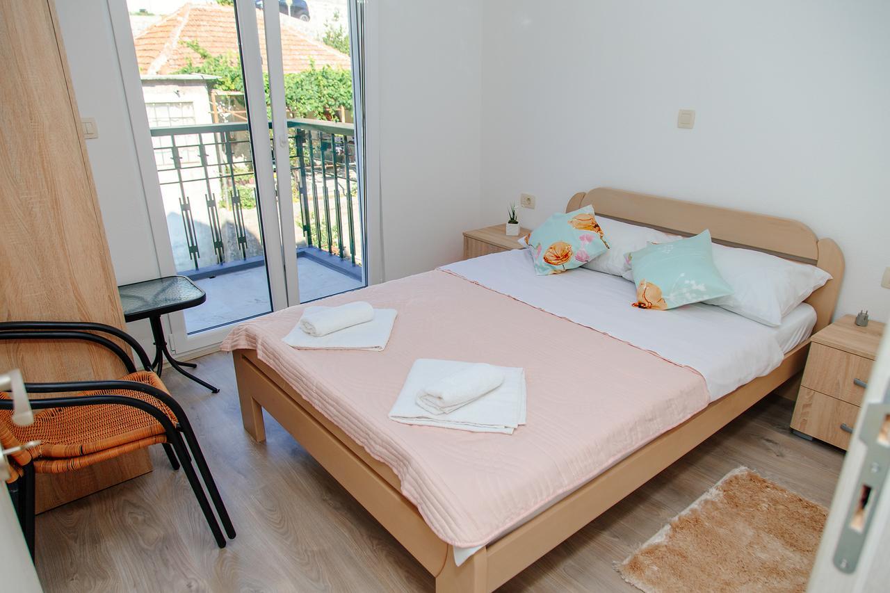 Apartmani Mozaici 리산 외부 사진